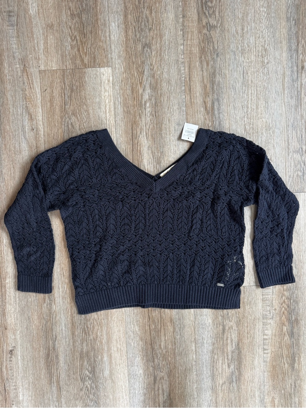 Hollister Y2K Navy Open-Knit V-Neck Sweater - size Medium NWT